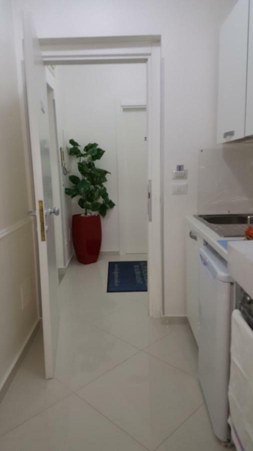 Bed and Breakfast Al Porticciolo Salerno Exterior foto